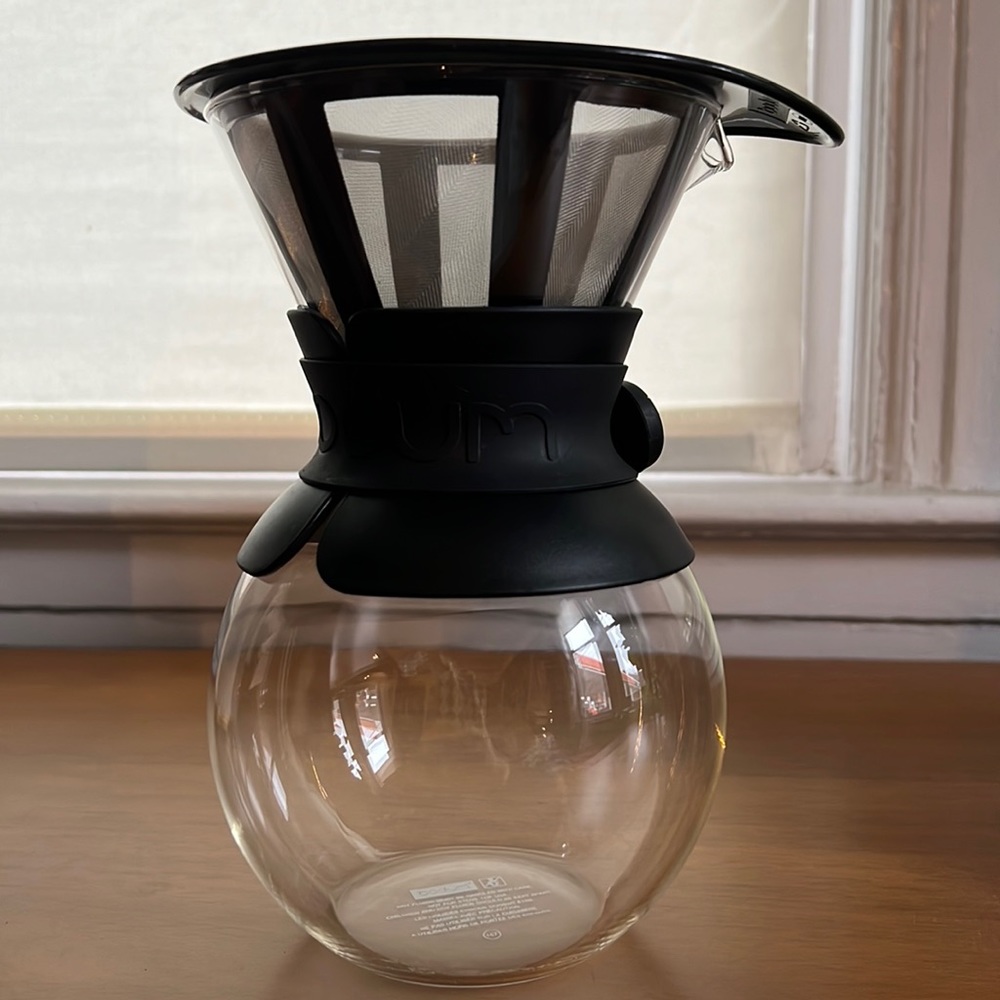 Bodum Pour Over Coffee Maker with Permanent Filter, 1 Liter, 34 Ounce Black Band